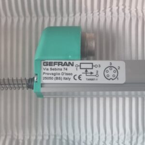 PY-3-C-050-XL0202 Sensor de desplazamiento/regla electrónica GEFRAN PY-3-C-050-XL0202 Características principales. Carrera de 10 a 50 mm ; Doble soporte de la varilla de control y resorte de retorno; Punta con rosca M2.5 y cojinete de precisión en acero inoxidable Y DISTRIBUIDO POR JOISA ELECTRONICS SAC