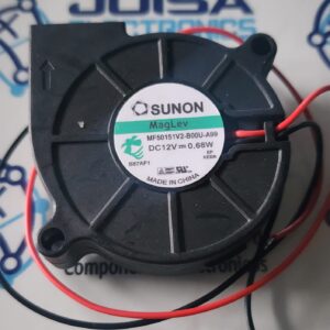 MF50151V2-B00U-A99 El ventilador de CC SUNON MF50151V2-B00U-A99 es una solución de refrigeración compacta y eficiente para diversos dispositivos electrónicos. Con unas dimensiones de 50 x 50 x 15 mm y comercializado por Joisa electronics sac Lima Peru