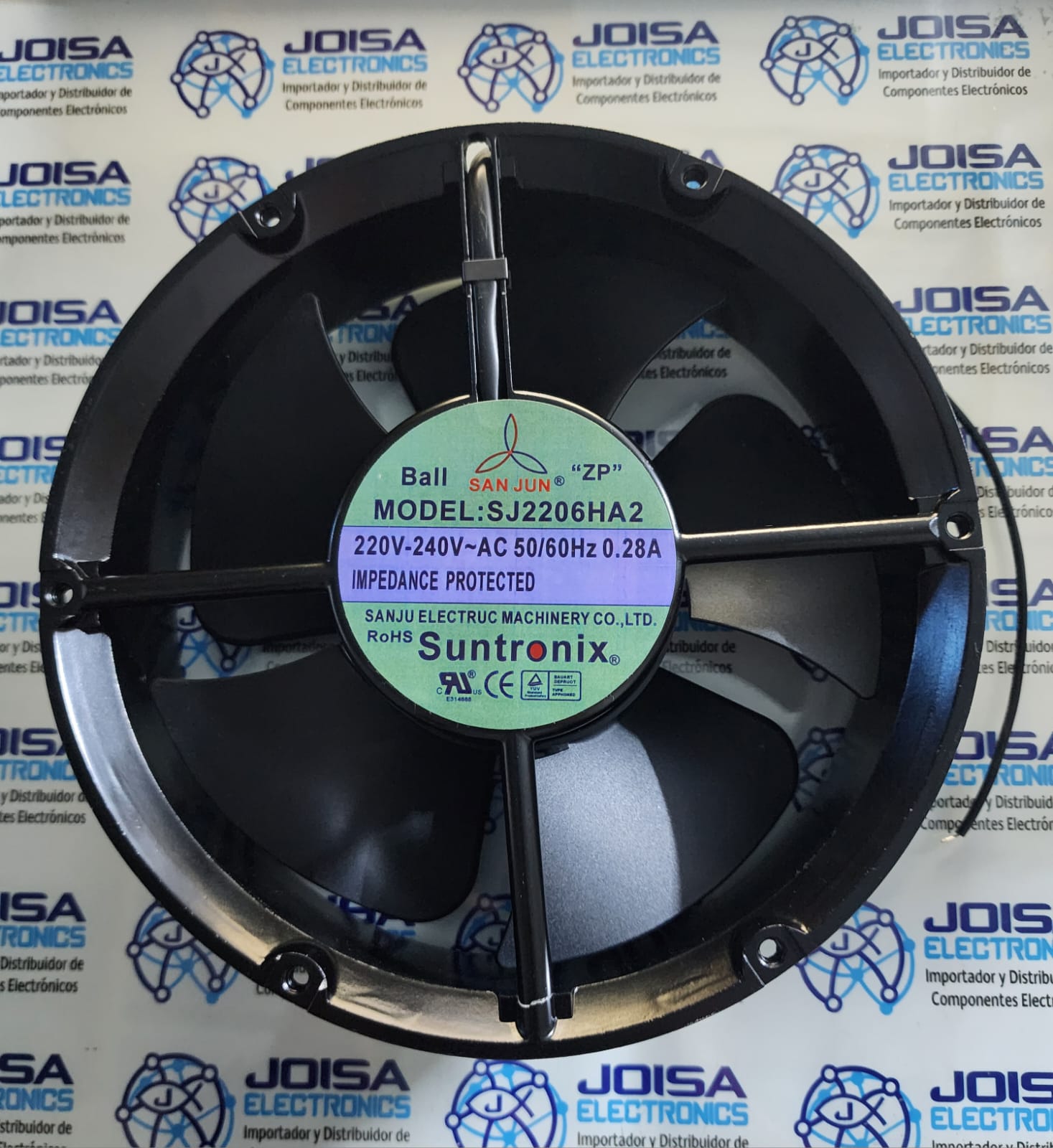 SJ2206HA2 SJ2206HA2 El AXIAL SJ2206HA2 es un ventilador de refrigeración para gabinete de 2 hilos, con unas dimensiones de 200 x 200 x 60 mm . Disipa el calor eficientemente al funcionar a 220-240 V con una corriente de 0,28AMP COMERCIALIZADO POR JOISA ELECTRONICS SAC LIMA PERU SJ2206HA2 El AXIAL SJ2206HA2 es un ventilador de refrigeración para gabinete de 2 hilos, con unas dimensiones de 200 x 200 x 60 mm . Disipa el calor eficientemente al funcionar a 220-240 V con una corriente de 0,28AMP COMERCIALIZADO POR JOISA ELECTRONICS SAC LIMA PERU
