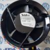 D171S48B9CP-83 El Nidec D1751S48B9CP-83 es un ventilador de refrigeración industrial de alta eficiencia, diseñado por Nidec, con un tamaño de 172x150x51 mm, que opera a 48V CC y 2.3A, ideal para servidores y servomotores gracias a su gran durabilidad y bajo ruido, proporcionando una refrigeración potente y comercializado por JOISA ELECTRONICS SAC proveedor LIMA PERU