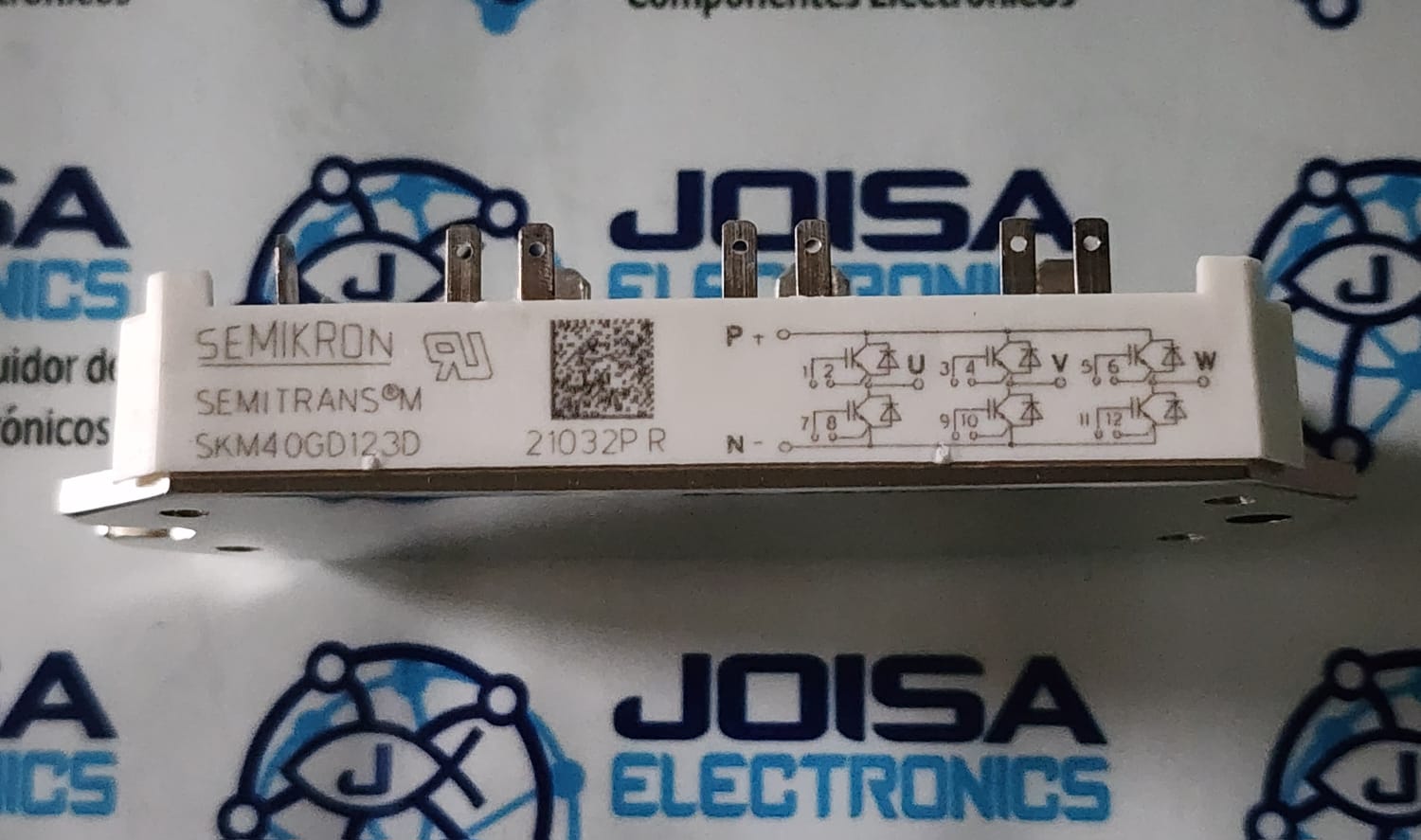 SKM40GD123D SKM40GD123D es un módulo de potencia IGBT fabricado por Semikron (ahora Semikron Danfoss), diseñado para aplicaciones de alta potencia como inversores trifásicos y fuentes de alimentación de modo conmutado Y COMERCIALIZADO POR JOISA ELECTRONICS SAC PROVEEDOR LIMA PERU SKM40GD123D es un módulo de potencia IGBT fabricado por Semikron (ahora Semikron Danfoss), diseñado para aplicaciones de alta potencia como inversores trifásicos y fuentes de alimentación de modo conmutado Y COMERCIALIZADO POR JOISA ELECTRONICS SAC PROVEEDOR LIMA PERU