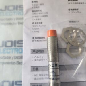 PRCM12-4DP. El Autonics PRCM12-4DP es un sensor de proximidad inductivo cilíndrico de 12 mm (serie PRCM) diseñado para detección de metales sin contacto en automatización industrial. Ofrece una distancia de detección de 4 mm (no rasante), salida PNP Normalmente Abierto (NA), alimentación de 12-24 VCC y conexión por conector M12, garantizando alta durabilidad y mantenimiento rápido y comercializado por JOISA ELECTRONICS SAC PROVEEDOR LIMA PERU