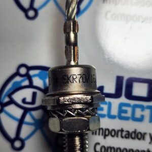 SKR7016 El término SKR7016 se refiere principalmente aDiodo rectificador de potencia SKR 70/16Fabricado por Semikron Danfoss , aunque una junta para maquinaria agrícola también comparte un número de pieza similar . El diodo es un dispositivo de recuperación estándar utilizado en diversas aplicaciones de rectificación de potencia COMERCIALIZADO POR JOSIA ELECTRONICS SAC PROVEEDOR LIMA PERU