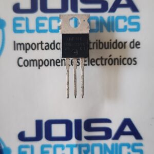 IRF840 El IRF840 es un transistor MOSFET de potencia de canal N (500V, 8A) diseñado para conmutación rápida y alta eficiencia en aplicaciones como fuentes conmutadas, inversores y controladores de motores. Cuenta con un encapsulado TO-220, baja carga de compuerta (\(41 \text{nC}\) típ.) y una resistencia en estado activo (\(R_{DS(on)}\)) de \(0.85 \Omega\) Y ES COMERCIALIZADO POR JOISA ELECTRONICS SAC PROVEEDOR LIMA PERU