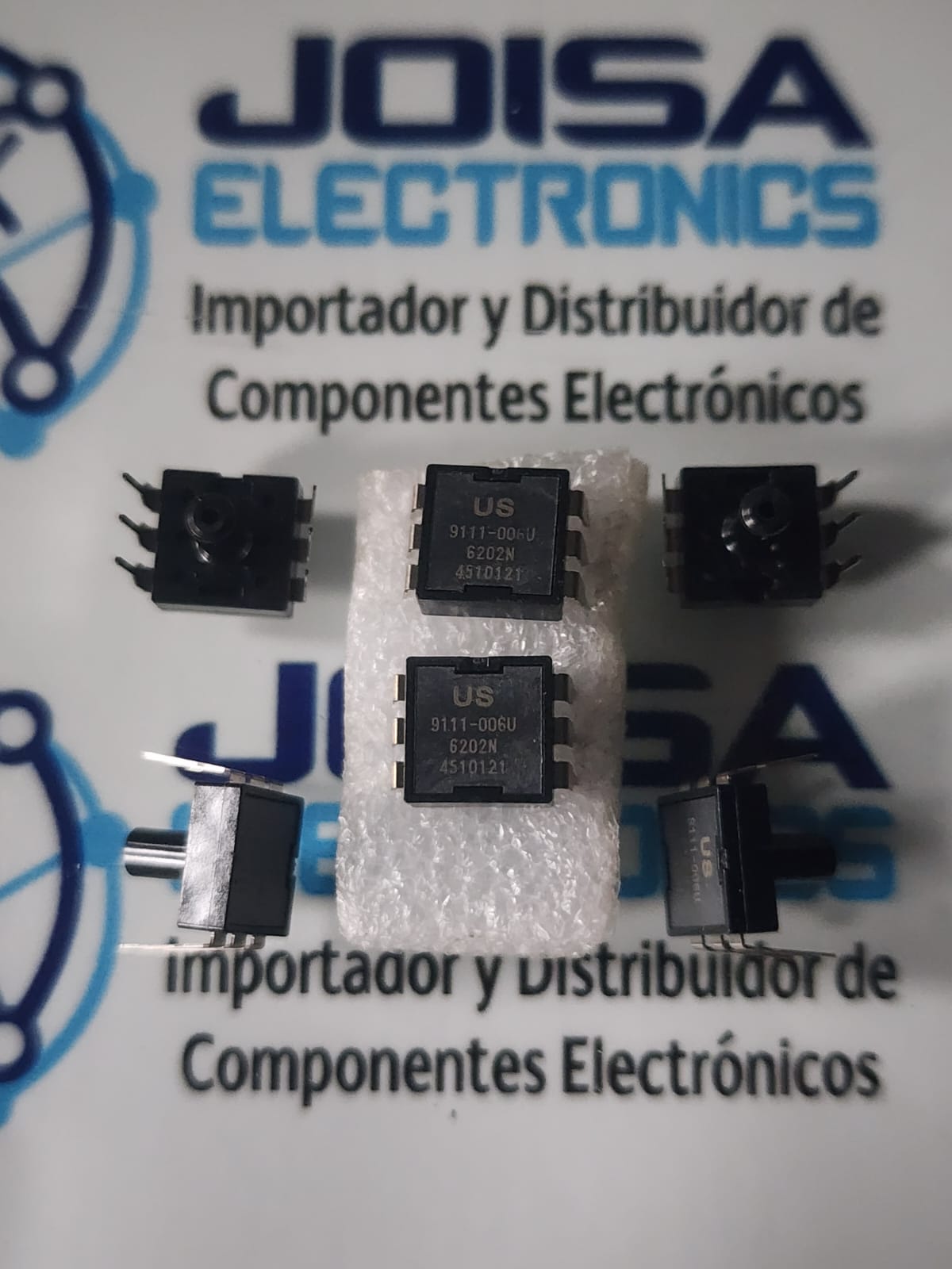 US9111-006U El código US9111-006U (a menudo variante del US9111-006S o US9111-006) hace referencia a un sensor de presión semiconductor de silicio de alta precisión, fabricado en formato de chip o circuito integrado (IC). Este componente se utiliza ampliamente en la electrónica de consumo y equipos médicos, como monitores de presión arterial. y se comercializa en JOISA ELECTRONICS SAC PROVEEDOR LIMA PERU