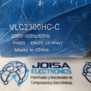 VLC2300HC-C El modelo VLC2300HC-C corresponde a una válvula de zona motorizada de 3 vías con actuador eléctrico fabricada por Johnson Controls. Se utiliza principalmente en sistemas de climatización HVAC para controlar el flujo de agua fría o caliente en unidades Fan & Coil de circuito cerrado Y SE COMERCIALIZA EN JOISA ELECTRONICS SAC PROVEEDOR LIMA PERU