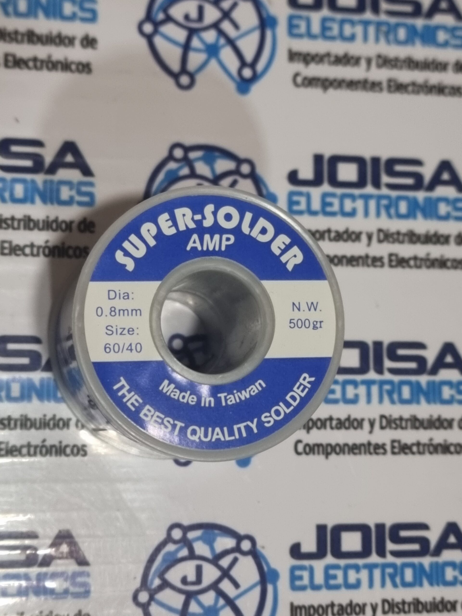 SUPER SOLDER 0.8mm 500g es un rollo de alambre de estaño de alta calidad ampliamente utilizado en electrónica para soldaduras de precisión. Su diámetro de 0.8 mm lo convierte en el estándar ideal para reparar placas de circuito (PCB), componentes de inserción (through-hole) y trabajos de microsoldadura y se comercializa en JOISA ELECTRONICS SAC PROVEEDOR LIMA PERU