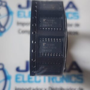 74HCT157D El 74HCT157D es un circuito integrado de lógica digital de alta velocidad que funciona como un multiplexor de 4 canales con 2 entradas cada uno (Quad 2-input multiplexer). Permite seleccionar datos de 4 bits entre dos fuentes distintas utilizando una sola línea de control común. La letra "D" al final indica que su encapsulado es de tipo SO16 (un chip de montaje superficial de 16 pines). y se comercializa en JOISA ELECTRONICS SAC PROVEEDOR LIMA PERU