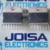 L295 L295 El chip L295 fabricado por STMicroelectronics es un controlador de solenoide de modo conmutado dual.⚙️ Aspectos destacados del controlador L295 (Especificaciones)Corriente de salida: de 2 a 2,5 amperios por canal.Tensión de funcionamiento: de 12 V CC a 46 V CC (para motores y cargas).Alimentación lógica: Hace que una fuente aislada funcione a un voltaje más bajo (para reducir el calentamiento).Pines: Tiene 15 pines , viene encapsulado en Multiwatt-15 y se comercializa en JOISA ELECTRONICS SAC PROVEEDOR LIMA PERU