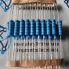 El MFR200FTE73-75K es un resistor de película metálica (metal film resistor) de alta precisión fabricado por YAGEO. Es un componente electrónico de montaje a través de orificio (THT / Axial) diseñado para aplicaciones industriales y de uso general. ⚙️ Características Técnicas • Valor de Resistencia: 75 kΩ (75,000 Ohmios). • Potencia Nominal: 2 W (Vatios). • Tolerancia: ±1% (Código de precisión 'F'). y se comercializa en JOISA ELECTRONICS SAC PROVEEDOR LIMA PERU