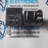 V23074-A1001-A403 El V23074-A1001-A403 es un relé electromecánico automotriz de tipo Micro ISO fabricado por TE Connectivity (anteriormente Tyco Electronics). Se utiliza principalmente para controlar sistemas eléctricos de alta corriente en vehículos. ⚙️ Especificaciones Técnicas Característica Detalle Configuración de Contactos 1 Form C (SPDT) — 1 contacto inversor (Normalmente Abierto / Normalmente Cerrado) Voltaje de la Bobina 12 VDC Capacidad de Corriente 25 A a 30 A (Corriente continua límite) y se comercializa en JOISA ELECTRONICS SAC PROVEEDOR LIMA PERU